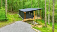 Honeymoon Hollow Cabin at Trickle Creek - 4-Star