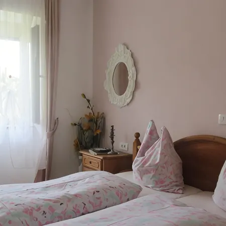 Apartment Mirjana - Mali Brgud - surrounded by greenery, ideal for families