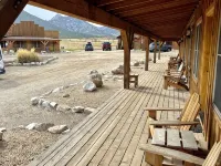 Cozy Cabin 11 at the Almo Inn near City of Rocks/Castle Rock Park in Almo, Idaho Hotels in Almo