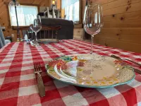 Cozy cabin on 30 acres just minutes from The Wilds with AC, WiFi - Alphydda