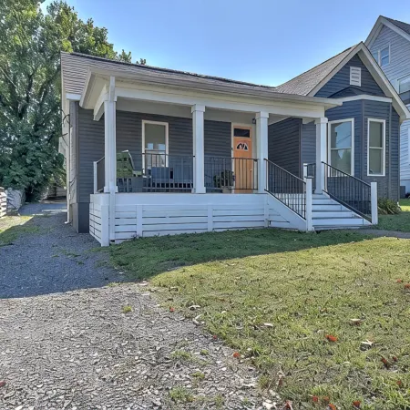 Bet on Bristol a 3 bedroom 2 bath house located near downtown Bristol TN/VA