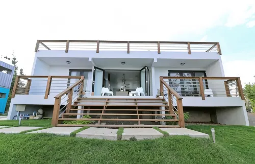 Minutes from the beach, modern home with ocean views. Pet friendly!