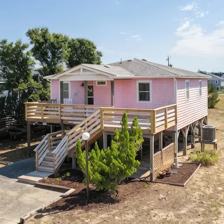 Cozy Outer Banks Cottage Just Steps from the Beach