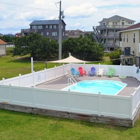 One level 4 Bedroom House with Pool, Large Docks, Canal Access - The Turtle Club