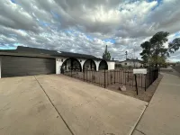Modern & Spacious 3-Bedroom 2-bathroom Home - 홈스테이