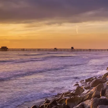 Gorgeous Oceanside Sunsets on the Strand-Watch Waves and Dolphins