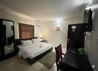 Trendy Inn