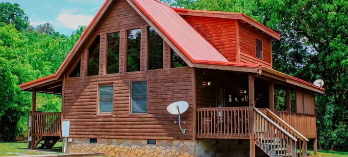 Country Life~ Hot Tub, Pool Table, Foosball, Fire Pit and Short Stroll to Creek. Hotels in Cocke County