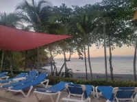 Spectacular View Luxury Villa,  Overlooking Ocean at Bahia Pez Vela Resort - 3 étoiles