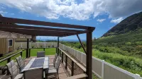 New home. Stunning ocean and mountain views. 5 Minutes from the beach - Wifi