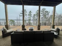 Gorgeous Views Spacious Lakefront Multifamily Fun - 5성급