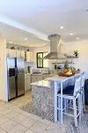 Stunning ocean view villa.<br>Walk to the beach . - Villas