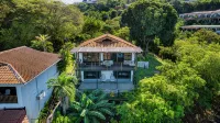 Beachfront Home Ocotal Beach - Ocean Views - 4つ星