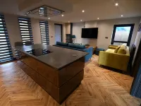 Luxury 2 Bedroom-Fully Accessible Ground Floor Property. Norfolk, Attleborough. Hotels in Attleborough