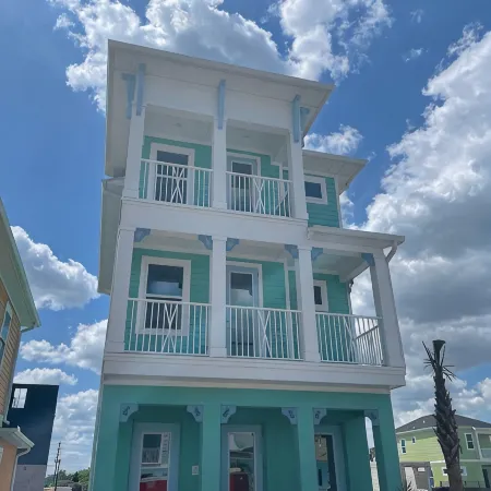 Margaritaville Resort Cottage - 4 BR - Minutes from Disney