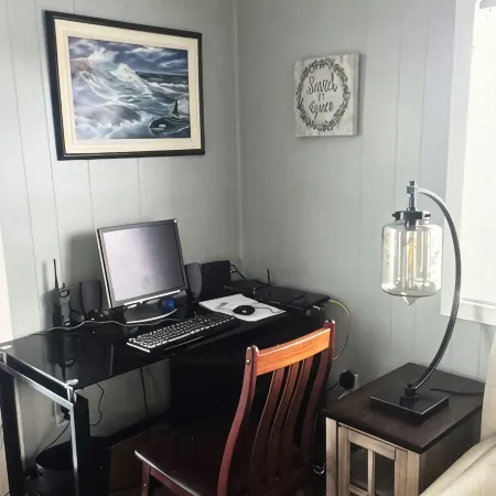 Sandy Point Shalom Cabin- Ocean view and access - 20 mins from Bellingham