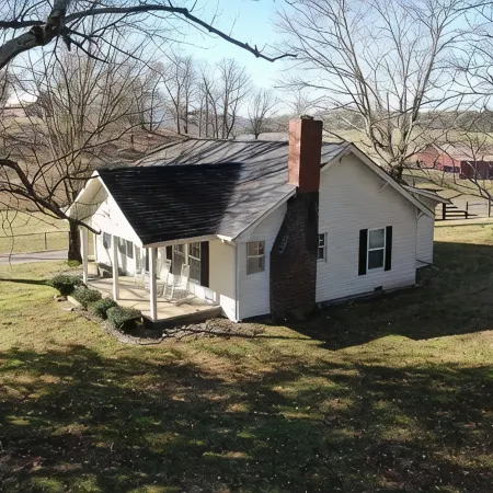 Discover Cherohala Skyway and Historic Downtown Tellico Plains in Just 5 Mins !