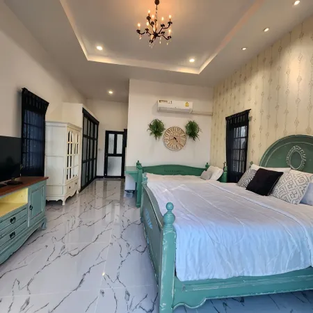 Tuscany Private Pool Villa-Bangsaen