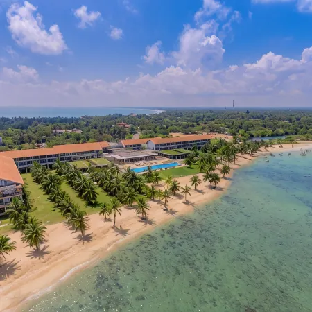 Amaya Beach Passikudah