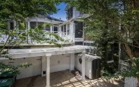 Southern Elegance in Heart of Memphis - Bungalows