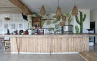Luminor Hotel Banyuwangi Yos Sudarso โดย WH - ที่มีบาร์