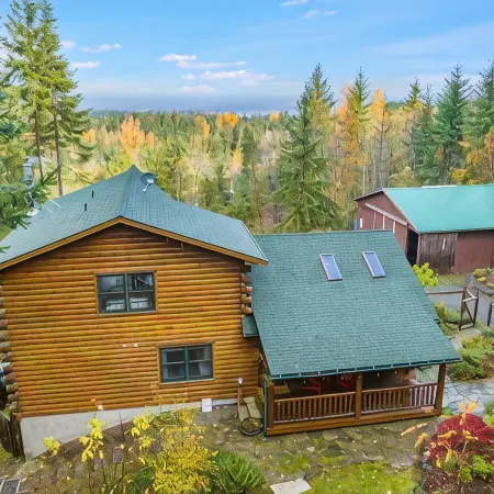 Private, Ocean View Cabin Next to Onp; Hot Tub/Game-Room