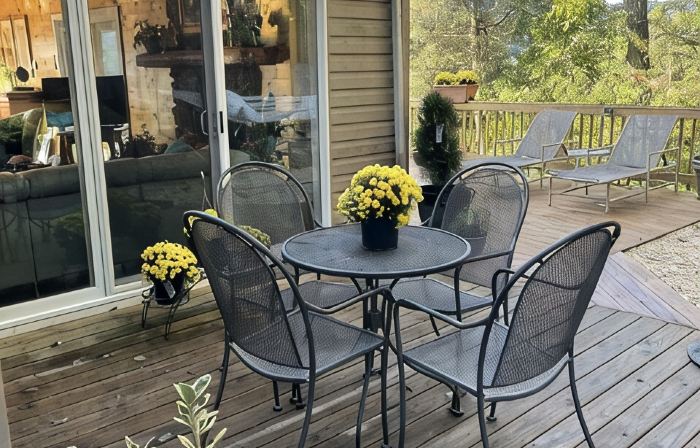 Cliff’s End • Ski & Golf Views • Fire Pit • Game Room