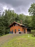 Pittsburg NH Waterfront Cabin. Direct Snowmobile & Atv Trail Access. Middle Pond