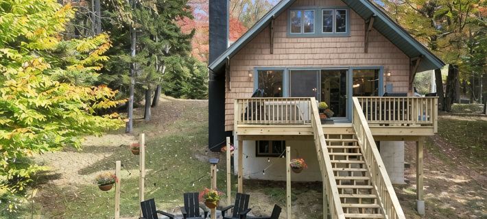 Chalet 1mi to Mount Snow with Cinema and Hot Tub Hotels in Dover