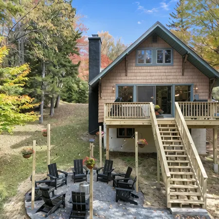 Mt Snow Game Room Chalet with Hot Tub