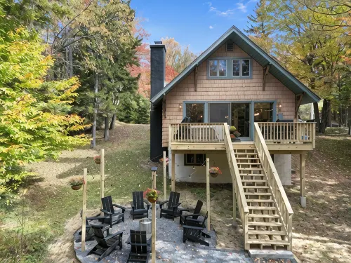 Mt Snow Game Room Chalet with Hot Tub