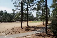 Quiet Condo on Golf Course with EV Plug near Pinehurst - balcon