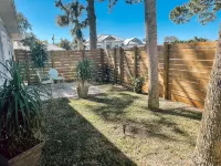 Lovely Dog-Friendly Oasis ~ Walk to Beach ~ Office - Boutique