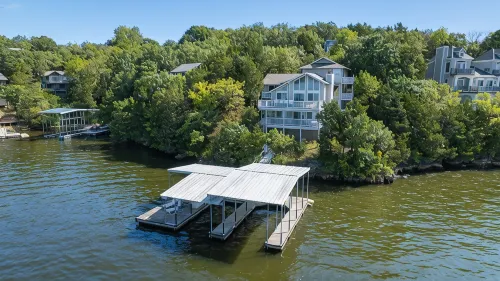 Margaritaville Huge 5 Bedroom/2 Boat slips Sleeps 14 - Homestays