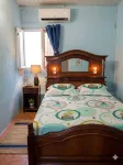 Old family home renovated for holidaymakers - 2つ星