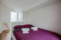 Lovely Flat in the 16th Arrondissement Hotels in Paris