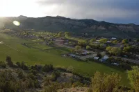 Historical 1930 Country Charmer, Peaceful Property, 9 miles to Bryce Canyon - 2-Sterne