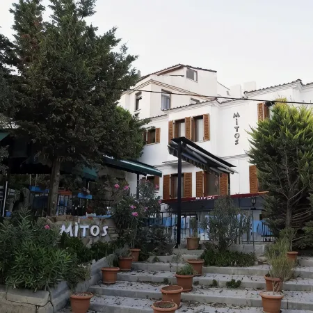 Mitos Hotel