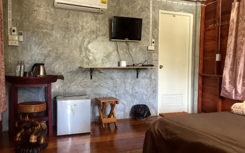 JJ at Chiangkhan - Hostels