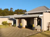 Drakensberg Mountain Retreat Hotels in Uthukela DC