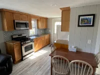 Oceanside Cottage condo next to beach 2bedroom 1bath for 4-6 people - Country Houses
