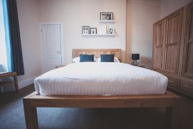 Stylish and Spacious Two Bed in Aberdeen's West End