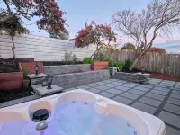 Harbor View Retreat/Hot Tub/ Fire Pit/Pet Friendly - 4성급