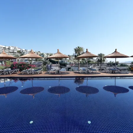 Costa Farilya Special Class Hotel Bodrum Отели рядом с достопримечательностью «Пляж Гундоган»