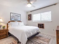 Live Oak Family Escape/ Pets OK/Near Live Oak Park Hotels in Live Oak