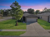 Humble 3Br Getaway Near IAH, Houston & More - Homestays