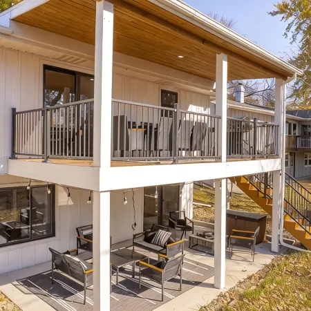 Clear Lake Escape - Lake Views, Pool Table, Ping Pong Table, Fire Pit