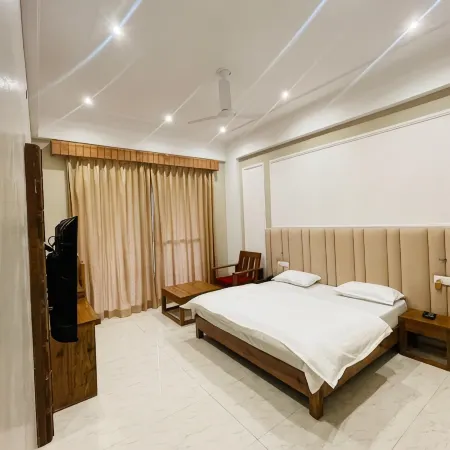 Raja Ji Hotels