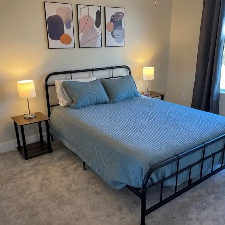 Gorgeous New Townhome with Hot Tub