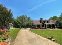 Hot tub*Prvt Lake*Land*Nature* up to14.ppl - Weddings/Retreats Rates